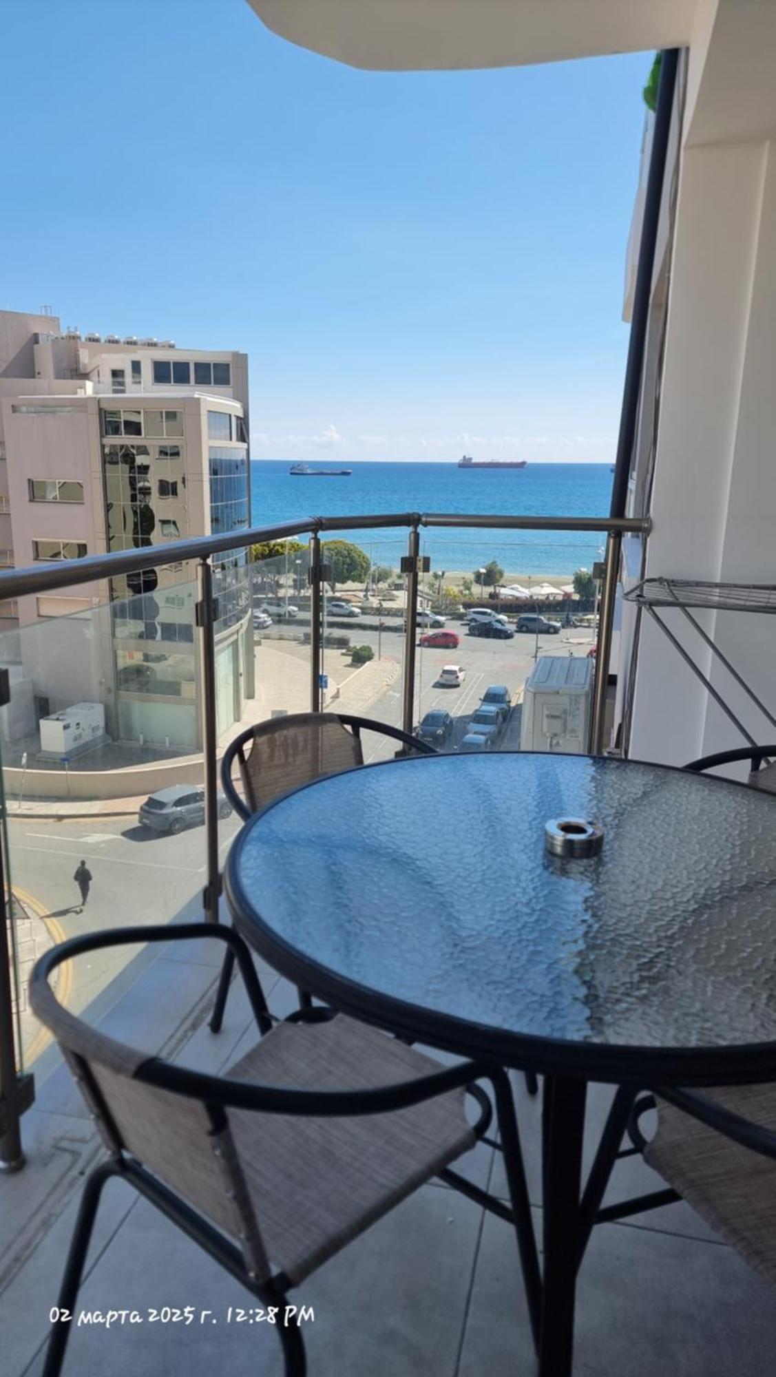 Sweet Apartment'S Лимасол Екстериор снимка